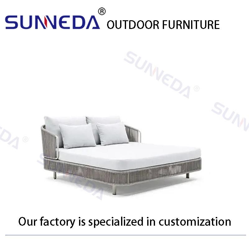Sunneda Factory Custom Beach Double Day Bed with High Density Sponge