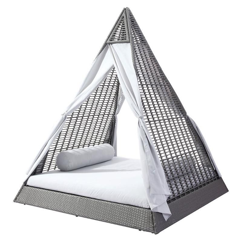 Outdoor Leisure Bed Courtyard Club Hotel Creative Outdoor Weaving Imitation Rattan Open-Air Pyramid Triangular Rope Sofa Lounge