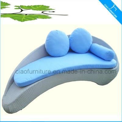 2016 Fashion Design Rattan Outdoor Beach Sun Bed