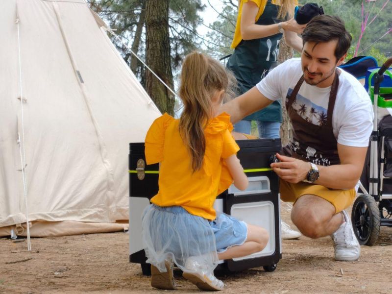 Convenient Folding Box for Camping