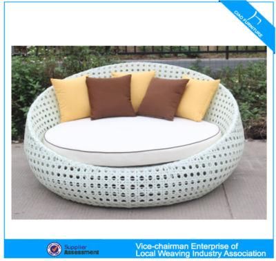 H-China Outdoor Rattan Sun Bed Wicker Lounge