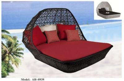 Modern Contemporary Outdoor Patio Daybed Rattan/Wicker for Sale