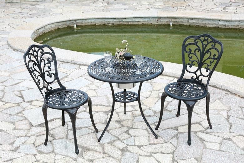 Die Cast Aluminum Garden Furniture Outdoor Dining Table Chairs