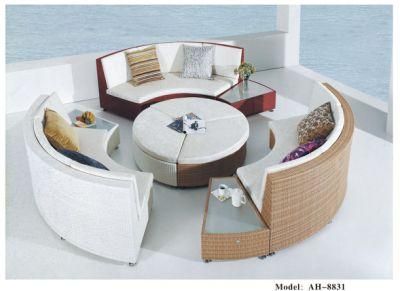 Circle or Semi-Circled Wicker Outdoor Furniture Sets Combined with Sofa, Table and Cushion