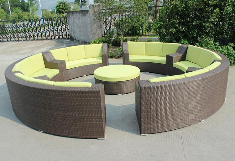 Leisure Rattan Garden Furniture Modern Patio Round Wicker Sofa (CF1534)