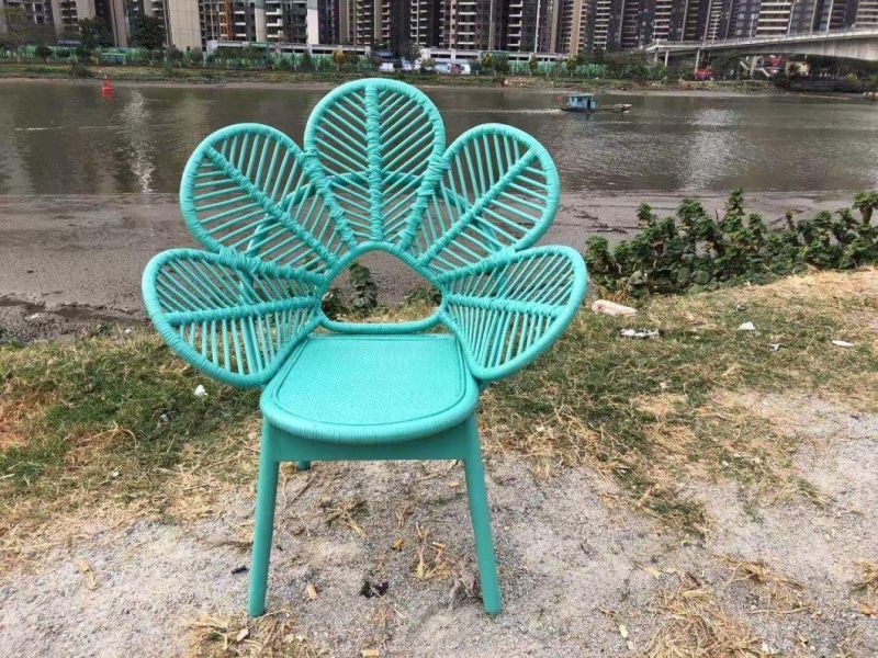 Natural Wicker Flower Real Rattan Chair with Round Seat Cushion
