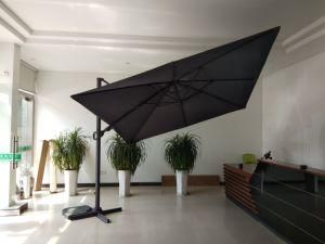 Outdoor Roma Umbrella with Rotating Device for Patio Garden