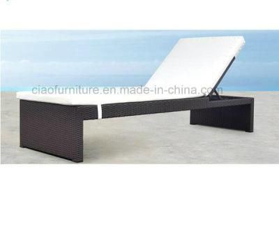 Resort Popular Outdoor Furniture Rattan Beach Lounger