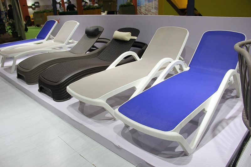 Hot Sale Swimming Pool Beach Chair Plastic Sun Lounger with Handrail (ES1812257)