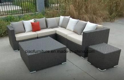 Elegant Rattan Furniture Outdoor Cozy Wicker Sofa with Table