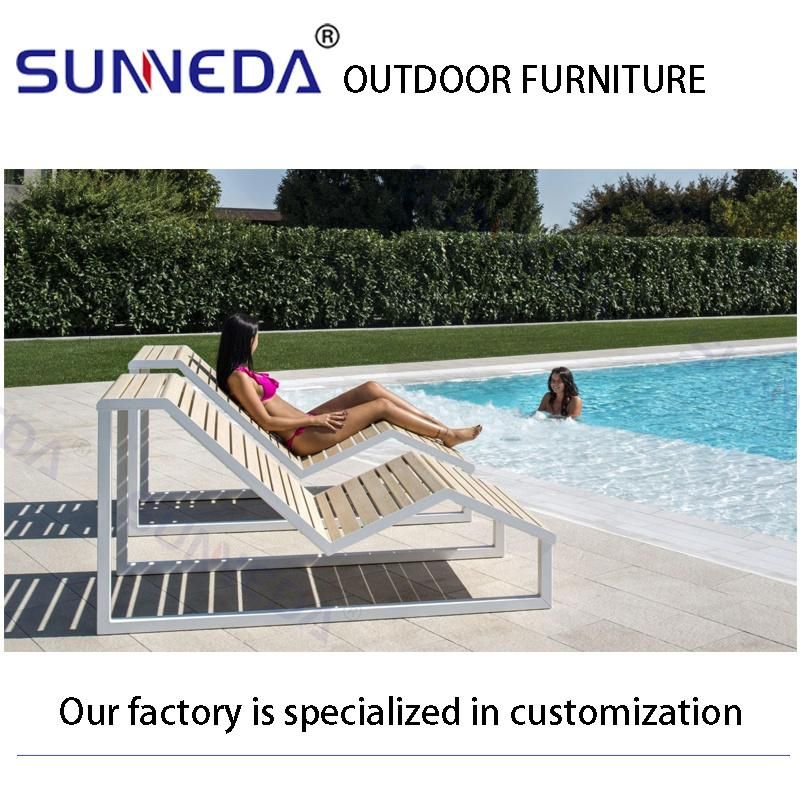 Ergonomic Bending Lounger Bed for Outdoor Beach with Assembled Plastic Wood