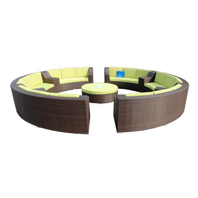 Leisure Rattan Garden Furniture Modern Patio Round Wicker Sofa (CF1534)