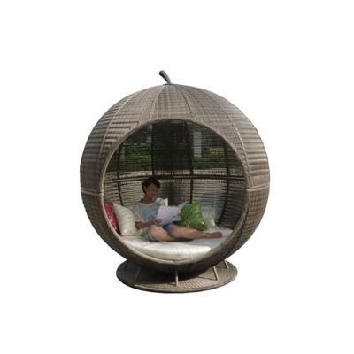 Outdoor Red Wicker Rattan Apple Lounge Day Sun Bed Patio Furniture