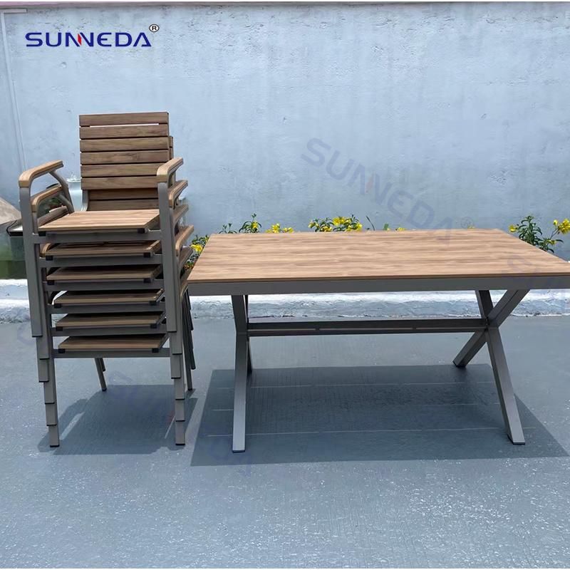 Hot Selling Modern Outdoor Garden Wood Plastic Aluminum Fjrame Dining Table