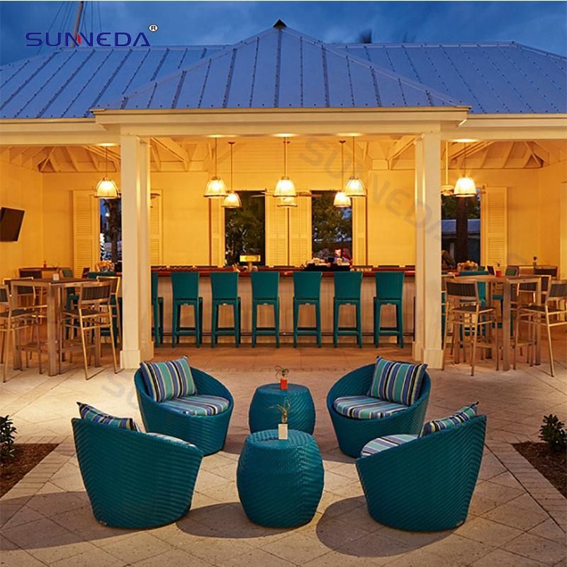 Elegant and Unique Design with Waterproof Cushion Outdoor Restaurant Dining Chair