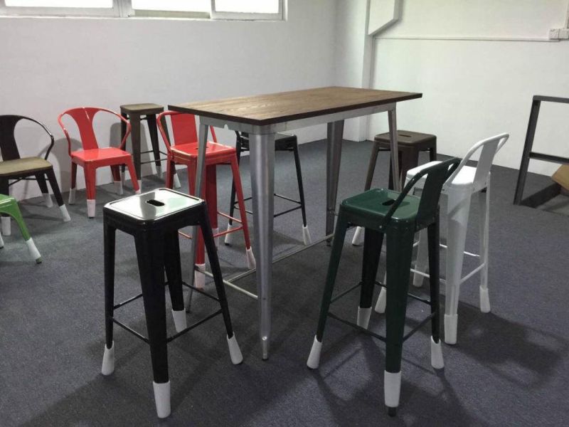 Customized Professional Black Barstool Outdoor Modern Metal Restaurant Chair Bar Stool