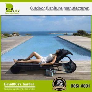 Modern Outdoor Furniture Poolside Rattan Chaise Lounger