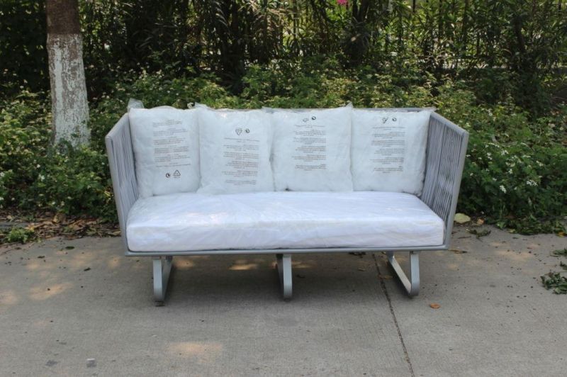 Modern Garden Furniture Polished Aluminum Polyester Outdoor Sofa (CF834)