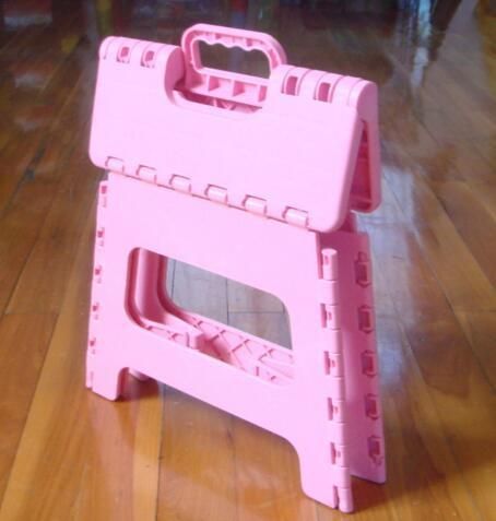 Finshing Plastic Foldable Chair with CE