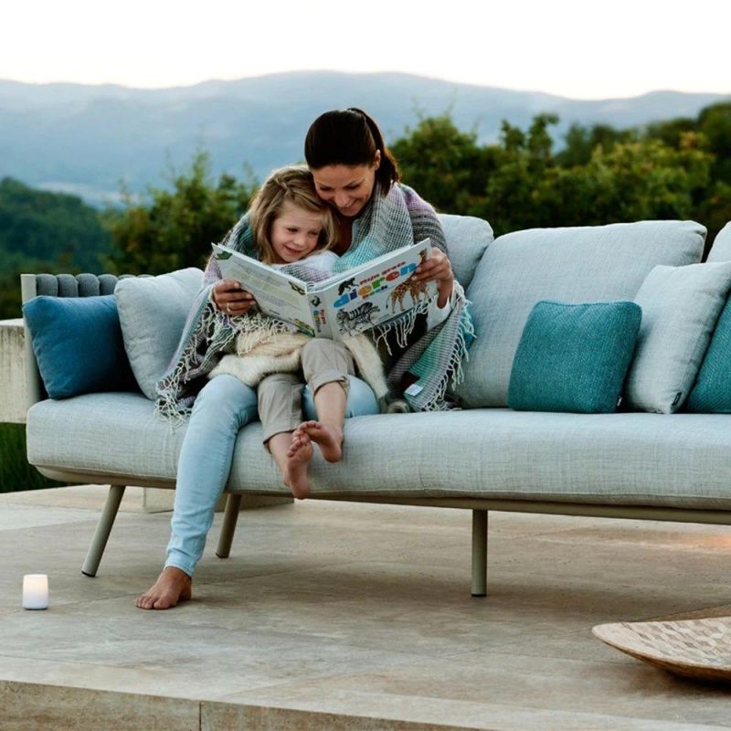 Stock Public Outdoor Park and Garden Street Furniture