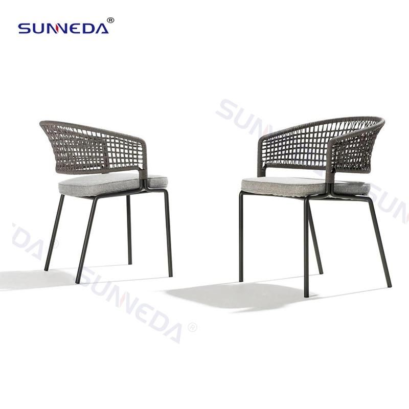 Hotel Dining Tables Set with High Load Bearing Metal Frames