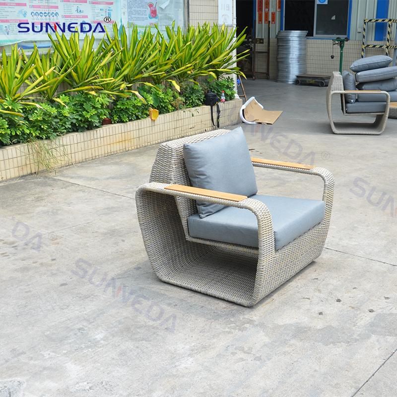 Rattan Furniture Outdoor Sofa Garden Furniture Coffee Table Sofa Set