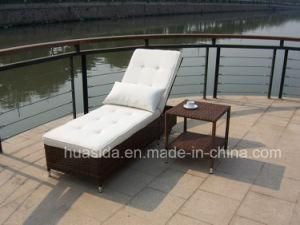 Adjustable Patio/Beach/Pool Chaise Lounge Made of PE Rattan