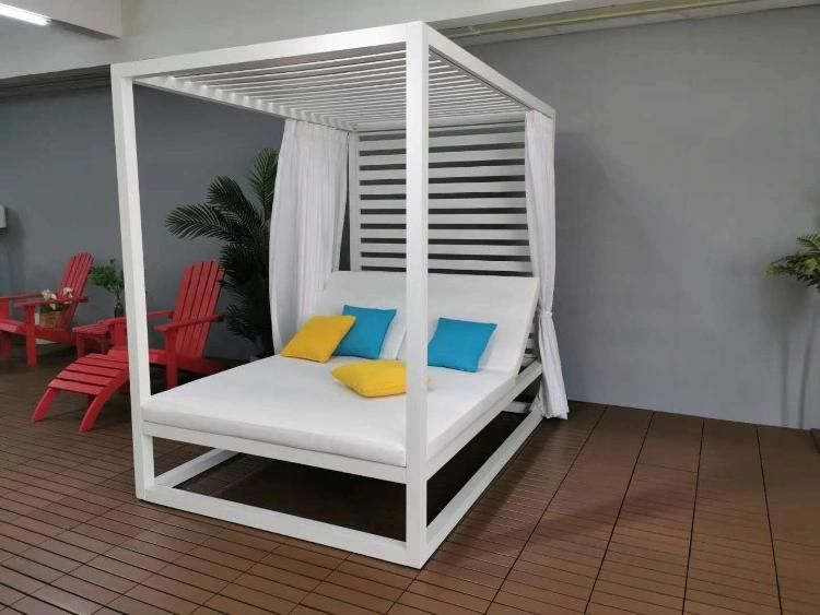Top Selling All Weather Beach Daybed with Canopy High Quality Patio Cabana New Design Outdoor Daybed