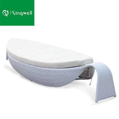 Modern Leaf Shape Outdoor Swimming Pool Weaving Rattan Sun Lounger with Aluminum Frame