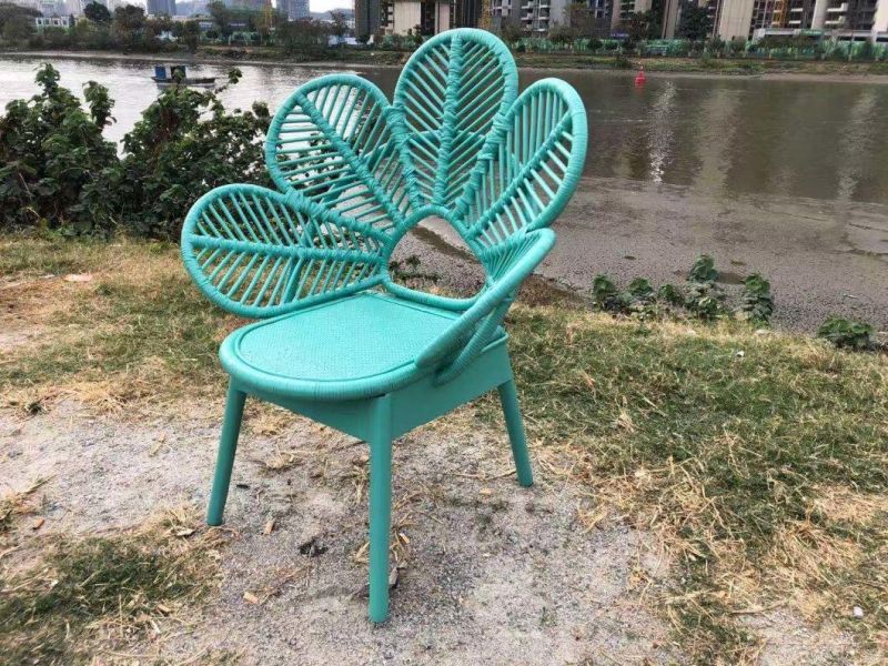 Natural Wicker Flower Real Rattan Chair with Round Seat Cushion