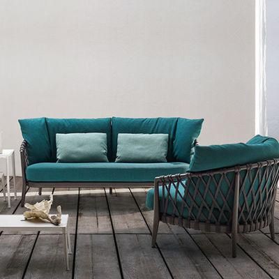 New Design Outdoor Patio Furniture Leisure Table and Chair Make with Rattan Outdoor Chair with Cushion