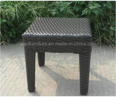 Elegant Rttan Furniture Outdoor Table for Garden
