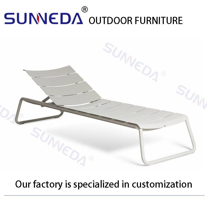 Aluminium Alloy Metal Adjustable Comfortable Terrace Crafted Lounger