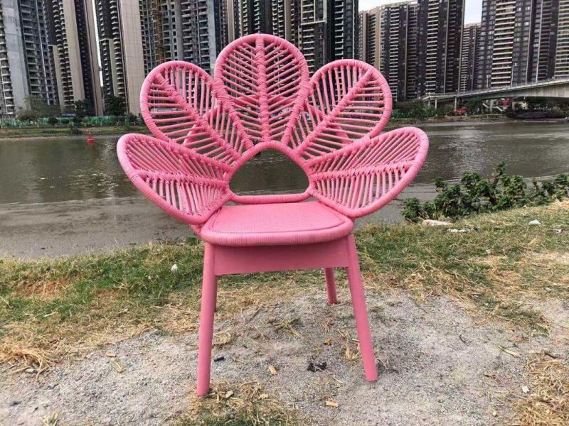 Natural Wicker Flower Real Rattan Chair with Round Seat Cushion