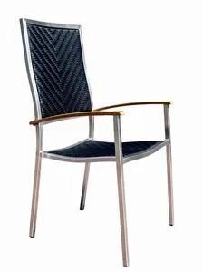 Wick Garden Chair with Metal Legs