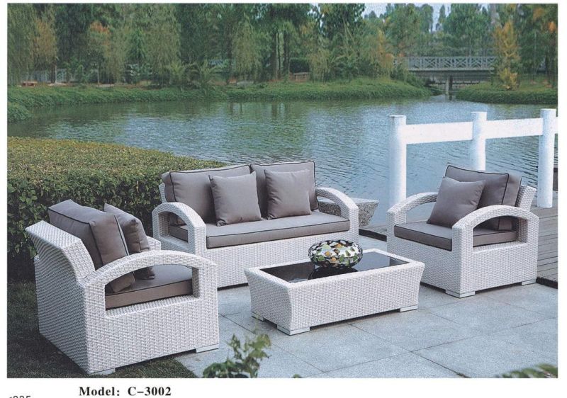 Outdoor Garden Rattan Furniture Sets with Three Person Sofa and Chairs and Table for Sale
