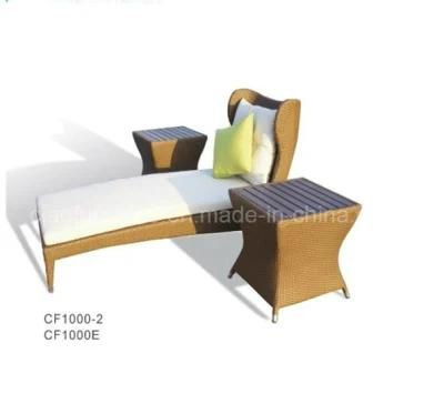 Fashionable Outdoor Rattan Sun Lounger