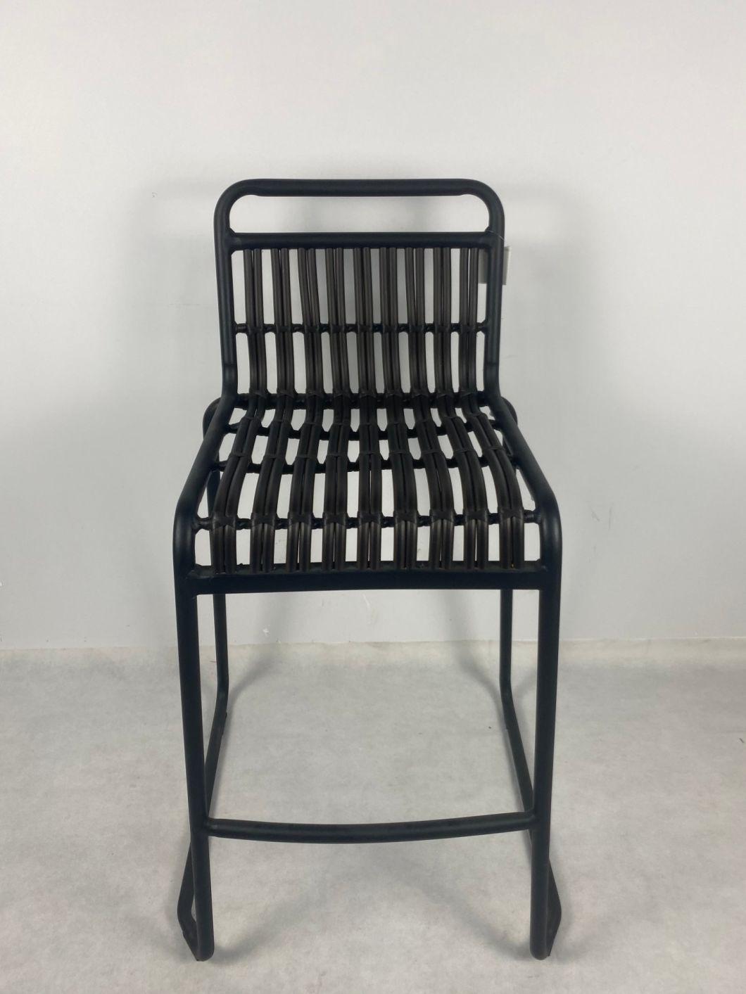Modern Look Aluminum Wicker Weaving Bistro Chair with Armrest