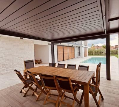 Customized Aluminum Waterproof Pergola for Ventilation and Shading