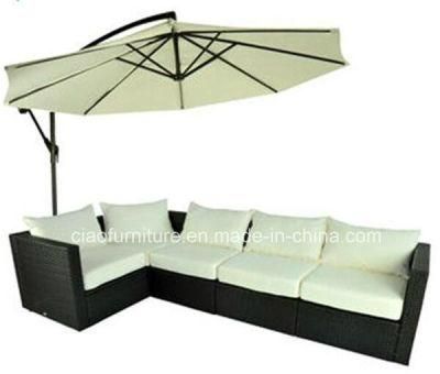 Luxury Outdoor Furniture Rattan Sofa with Umbrella