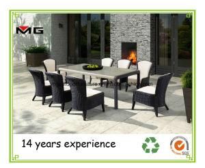 Rattan Garden Furniture Wicker Outdoor Dining Table and Chairs