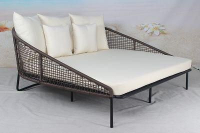 Outdoor Daybed Leisure Rattan Sunbed for Hotel Garden Furniture