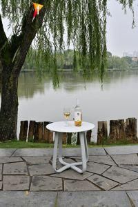 Outdoor Side Small Table Center Table Glass Table Coffee Table
