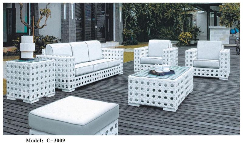 Hot Selling White Color Wicker Outdoor Garden Furniture Sets, Includes Loveseat, Chair, Table