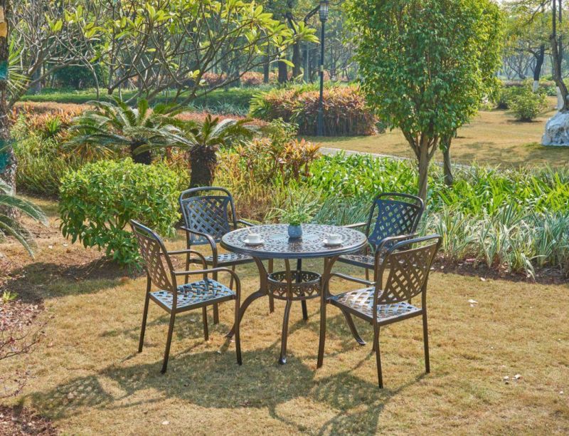 Outdoor Cast Aluminum Arm Chair