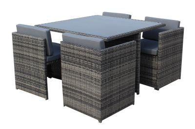 PE Rattan Outdoor Garden Furniture Table and Chair with Glass Top