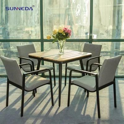 Modern Aluminum Outdoor Plastic Wood Dining Table Set