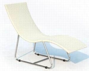 Outdoor Wicker Sun Lounger with Metal Legs