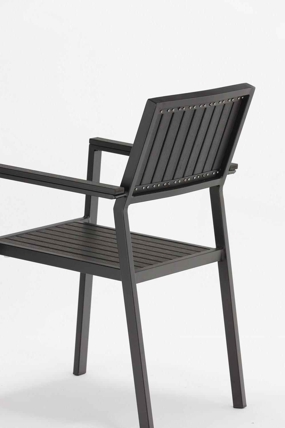 Chair with Plastic Wood Perfect for Dining Garden Furniture