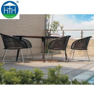 China Traditional Outdoor Patio Garden Furniture Rattan Wicker Dining Table Set for Sale